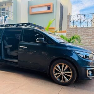 Kia Carnival 9